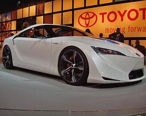 Productia Toyota a (s)cazut cu 38%