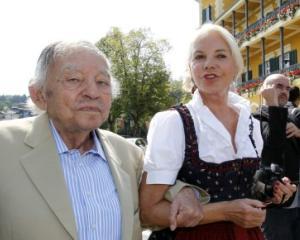 Un miliardar austriac in varsta de 94 de ani se va insura pentru a 5-a oara