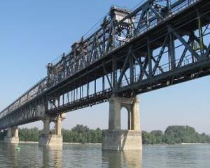 Taxe mai mici pentru trecerea podului Ruse-Giurgiu