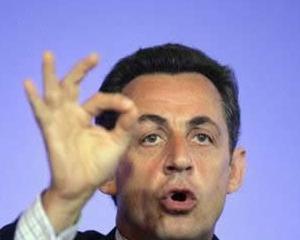 ANALIZA: Moneda euro si Zona Euro au mai multe sanse de supravietuire, dupa debarcarea lui Sarkozy
