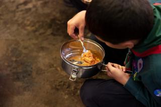 Raport dureros de la UE: Din cauza saraciei, romanii nu se hranesc bine, mancam ce e mai ieftin