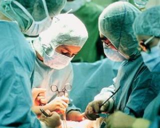 Se pregateste primul transplant de inima artificiala din Romania