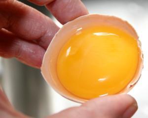 De ce este periculos consumul de oua