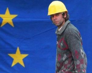 Cati romani lucreaza in UE