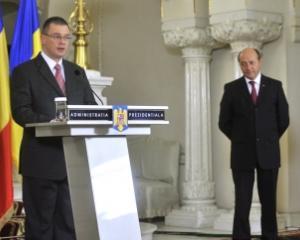 Basescu il contrazice pe Ungureanu: Nu este momentul pentru reducerea CAS