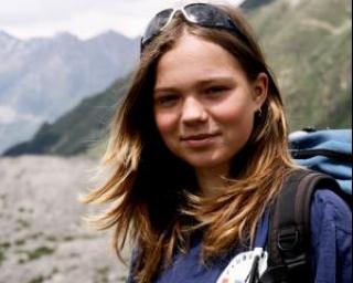 Crina Coco Popescu este prima alpinista din lume care a incheiat circuitul 