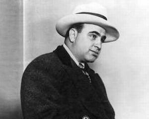 Revolverul lui Al Capone va fi vandut cu 115.000 dolari