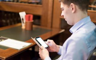 Avocatul digital - inceputul unei revolutii juridice in Romania