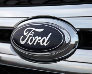 Ford isi concediaza angajatii din Europa