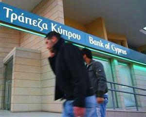 Bank of Cyprus, inchisa alte doua saptamani