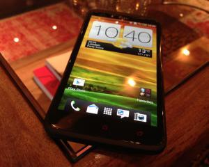 HTC a anuntat smartphone-ul One X+