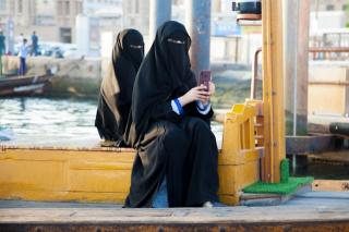 Legi din lumea musulmana care ar baga in pamant europenii: ce nu au voie sa faca arabii, mai ales femeile