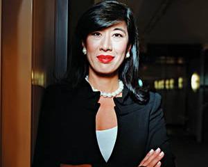 Andrea Jung va fi schimbata de la conducerea Avon