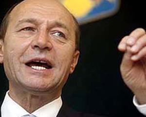 Basescu: Sustinem identificarea de solutii ca Grecia sa ramana in Zona Euro