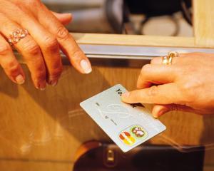 Programul pentru clienti de top ai bancilor MasterCard Elite si-a dublat numarul de comercianti parteneri