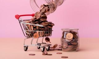 3 trucuri esentiale pentru a face economii atunci cand mergi la cumparaturi