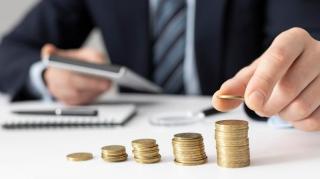Cum se calculeaza dobanzile la ratele bancare: ce este DAE si cum poti lua credite mai ieftine chiar si in 2024 si 2025?