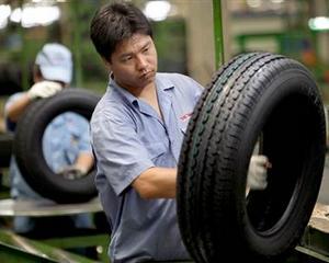 Pirelli investeste 400 de milioane de dolari in China, pentru a face fata cererii mari de anvelope