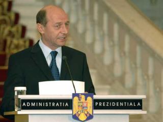 Basescu admite, indirect, ca nu suntem in stare sa ne reformam singuri. Vrea un nou acord cu FMI