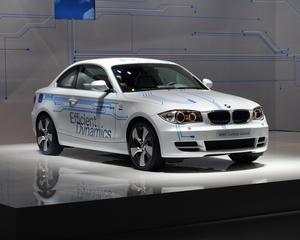 BMW a prezentat la New York primul sau automobil integral electric