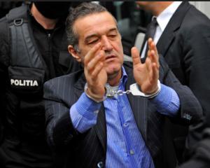 Judecatoarea care l-a arestat in 2009 pe Gigi Becali a devenit consilier al premierului Ungureanu