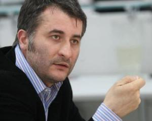Cristi Puiu, Cavalerul Artelor