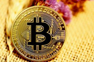 Soc in Lumea Criptomonedelor: Bitcoin si Ether se Prabusesc