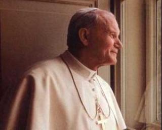 O fiola cu sangele papei Ioan Paul al II-lea va fi expusa ca relicva intr-o biserica din Cracovia