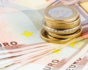 Cati bani detin romanii in bancile din strainatate? Oficial, 4,2 miliarde euro