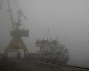 Porturile din judetul Constanta au fost inchise din cauza vantului puternic