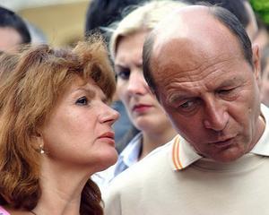 Opozitia apeleaza la Maria pentru demiterea lui Traian