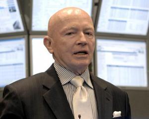 Mark Mobius, Franklin Templeton: O noua criza financiara pandeste la colt