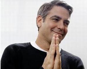 George Clooney ar putea deveni Steve Jobs