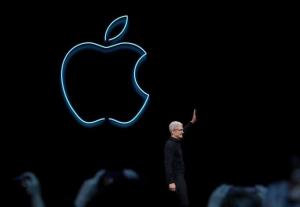 Actiunile Apple au ajuns la un maxim istoric