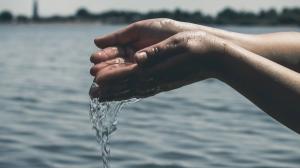 Calitatea scazuta a apei reduce cu o treime cresterea economica din anumite tari