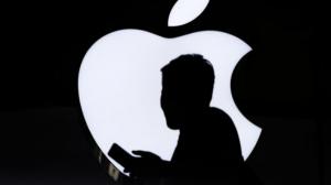 Apple este acuzata ca nu respecta regulile de pe piata concurentei