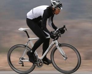 F Sport Roadbike, un Lexus de 11.000 de dolari