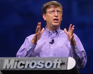 De dragul banilor, actionarii cer demisia lui Bill Gates din functia de presedinte al Microsoft