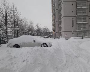 De ce nu raman bucurestenii miercuri acasa. + Ce drumurilor nationale sunt inchise din cauza conditiilor meteo