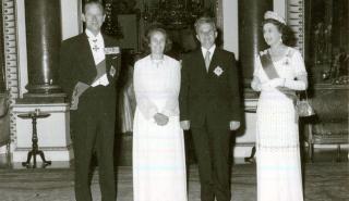 Cum s-a asuns Elisabeta II intr-un tufis de Nicolae Ceausescu: regina nu-l avea deloc la suflet, Ceauseasca a refuzat sa poarte palarie