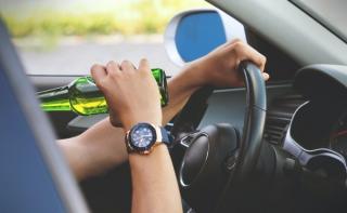 Trucul util care ajuta soferii sa-si calculeze singuri alcoolemia, INAINTE de a se urca la volan: asa scapi de amenzi