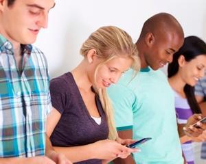 Dependenta de telefoanele mobile, o "boala moderna"