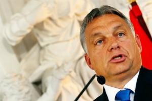 Viktor Orban: Ungaria ar trebui sa foloseasca forta impotriva emigrantilor