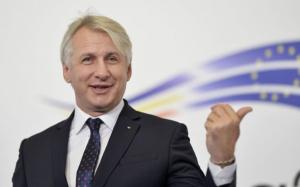 Teodorovici: PNL si-a schimbat sloganul din