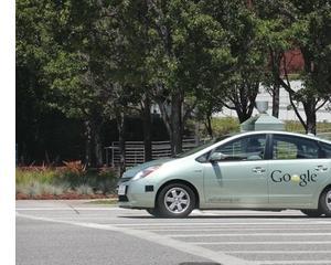 Google dezvolta propria masina autonoma