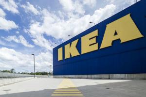 IKEA inchide temporar magazinele din Bucuresti. Clientii pot face cumparaturi ONLINE