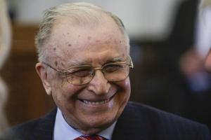 Primul termen in Dosarul Revolutiei debuteaza cu Ion Iliescu ABSENT din sala de judecata