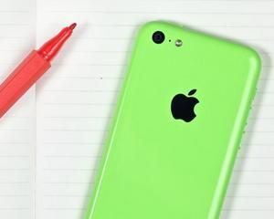 Apple lanseaza un iPhone 5C mai ieftin, cu memorie interna de 8 GB