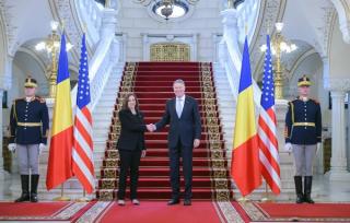 Principalele declaratii ale Kamalei Harris si Klaus Iohannis, la intalnirea istorica de vineri