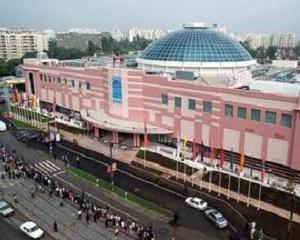 Cat de profitabile sunt mall-urile deschise in Romania?